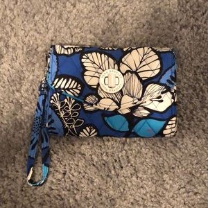 Vera Bradley RFID Turnlock Wallet/Wristlet